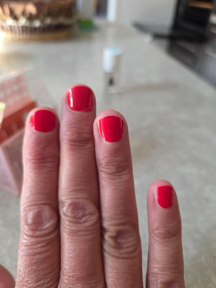 Avis Scarlet Passion