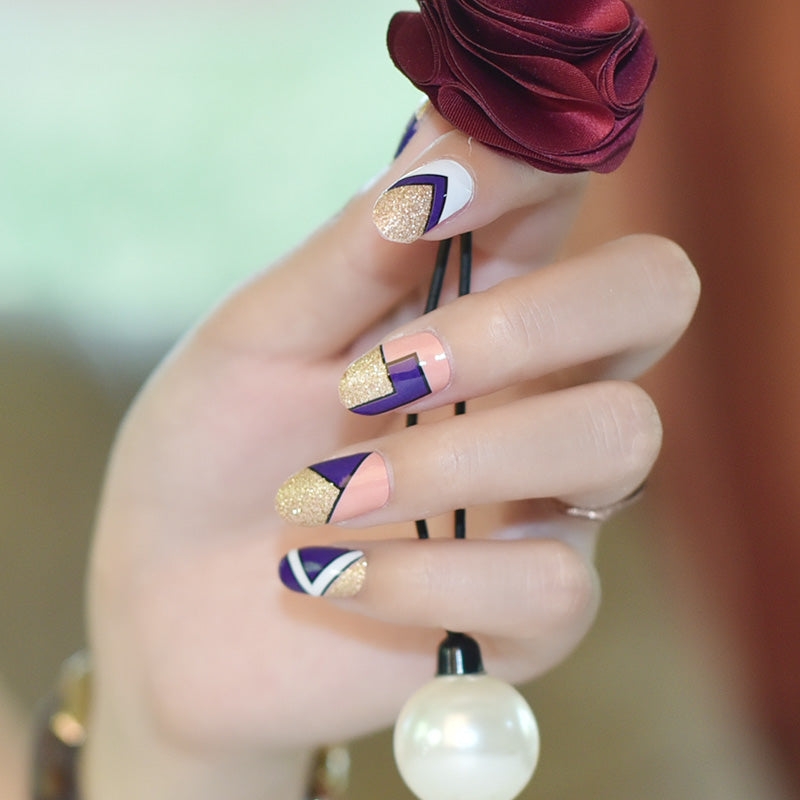 GRAPHIC CHIC